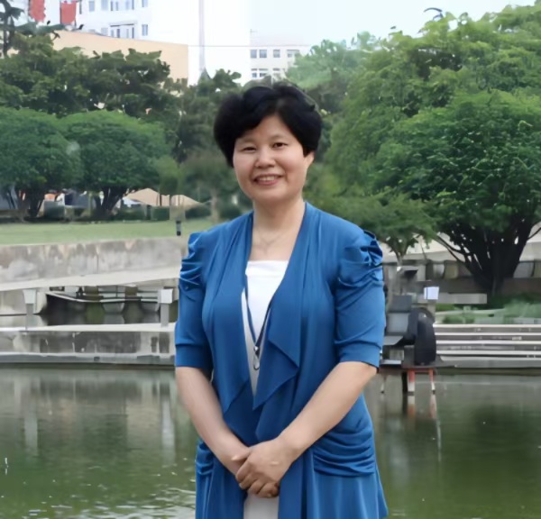 薛淑萍 总校长